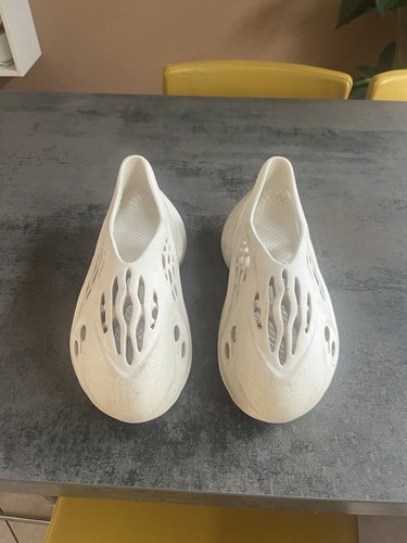Adidas yeezy foam rnnr - foam,