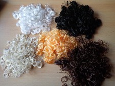 Marianne Hobby - Kunsthaarlocken - Puppen Haare - 20g /Btl. - diverse Farben