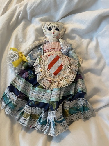 Porzellanpuppe