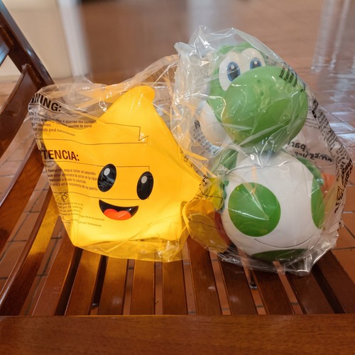 Yoshi luma popcorn bucket - luma, /