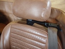 Triumph SEAT BELT GUIDES: TR6