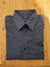 Blaues Gemustertes Anzug Hemd