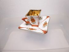 antik kleine quadratische Moccatasse Porzellan teilw. handbemalt vergoldet Blume