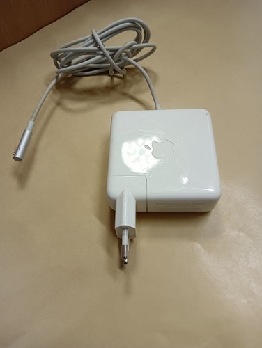 Magsafe power adapter - adapter, 85