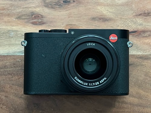 Leica - , q