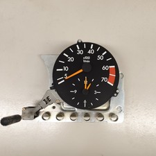 Mercedes W201 Drehzahlmesser