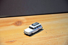 Wiking 1:87:  Opel Rekord Caravan DRK Krankenwagen, gebraucht - gut erhalten