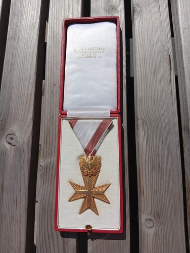 Goldenes verdienstzeichen für - verdienstzeichen,