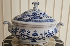 wunderschöne Suppenterrine