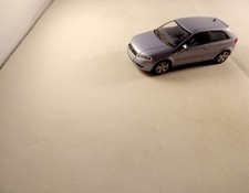 1:43 MINICHAMPS Pkw Modellauto 2003 AUDI A3 Kompaktwagen 2-türig grau/blau 1:43