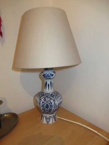 Alte antike tischlampe - antike,