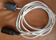 Altes 2,50 m langes Stromanschlusskabel mit Lampenfassung E14