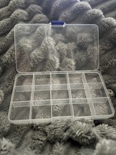 Transparente Perlenbox