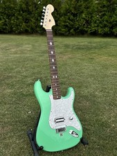 Fender Tom Delonge