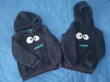 Zwillinge 2 Hoodies Gr. 98
