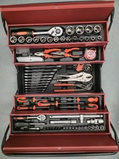 Werkzeugkasten aus Metall, 85