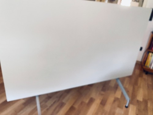 Bürotisch/Schreibtisch