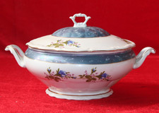 Alte Porzellan Terrine aus