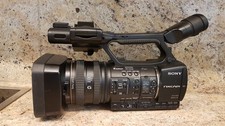 Sony HXR-NX5 Camcorder