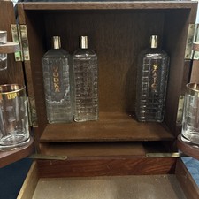 Vtg portable liquor - portable,