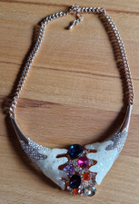 Collier mit mehrfarbigen