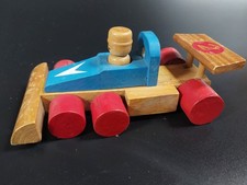 Altes DDR Holzauto - Rennauto - Formel 1