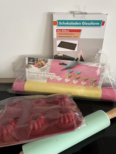 Set mit backzubehör aus - set,