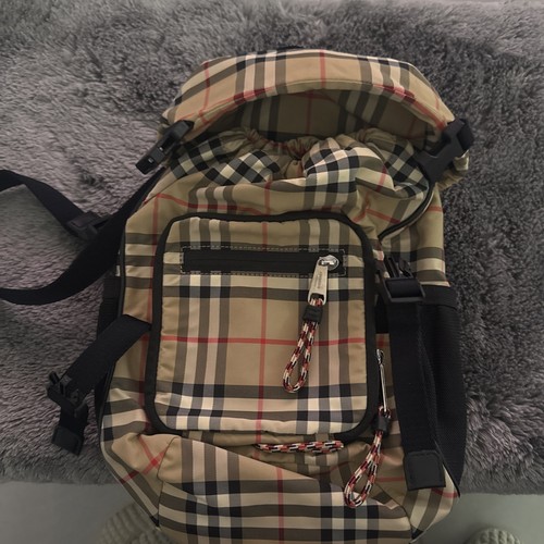 Burberry rucksack crossbody - burberry, rucksack,