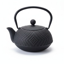 Teekanne aus Gusseisen mit