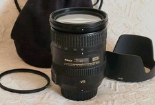 Nikon AF-S DX Nikkor 18-200mm