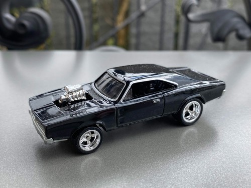 Hot wheels ghost - wheels, rider