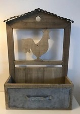 Haus Regal Holz Vintage Shabby Landhaus Deko Huhn Wanddeko Aufbewahrung Neu