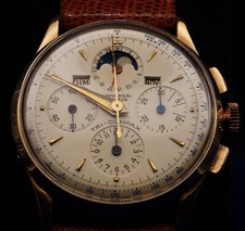 Universal Geneve Tri-Compax