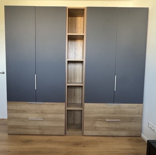 Großer kleiderschrank mit - kleiderschrank,