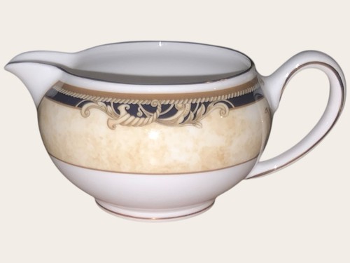 Wedgwood cornucopia - wedgwood,