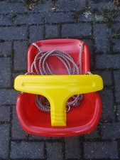 Das erste schaukeln, eine Schaukel für drinnen und draußen.