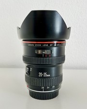 Canon EF 20-35mm 1:2.8 L Objektiv mit EW-75