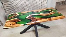 Smaragdgrüner Epoxidtisch -