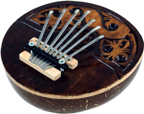 Musikinstrument aus holz - musikinstrument,