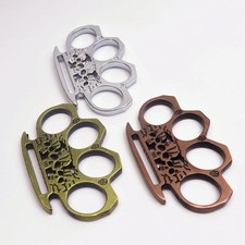 Drei Ghost Knuckle Duster