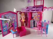 Barbie Glam Ferien-Haus 4 Zimmer 2 Etagen Mattel R4186 mit Puppe + Welpe (18677)