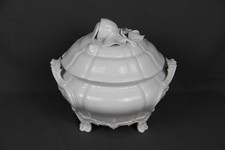 Nymphenburg Porzellan runde Terrine Suppenterrine weiß Rokoko Zitrone