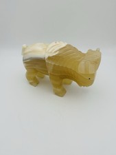 Große Onyx Tierskulptur