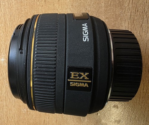 Sigma 30mm 4 dc hsm - ex,