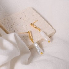 D17 Ohrringe vergoldet Stab