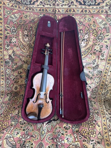 Violine beschriftet h - 4/4,
