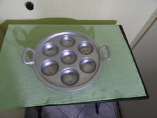 1x Alte Schneckenschale Schneckenpfanne 7 Augen Vintage CXH 3