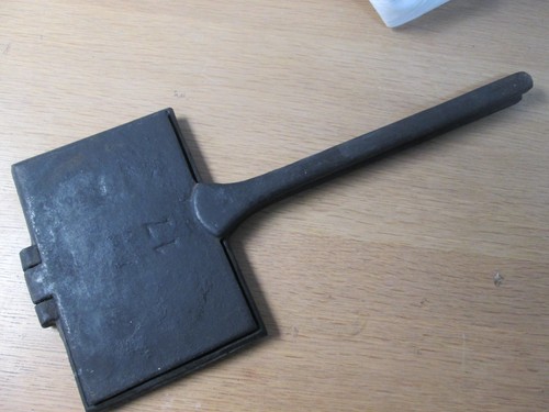 Antikes waffeleisen - antikes,