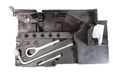 Werkzeugkasten Bordwerkzeug Mercedes C-Klasse W203 MERCEDES-BENZ  C-KLASSE (W203