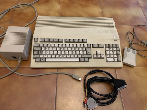 Commodore amiga 500 1mb - amiga,